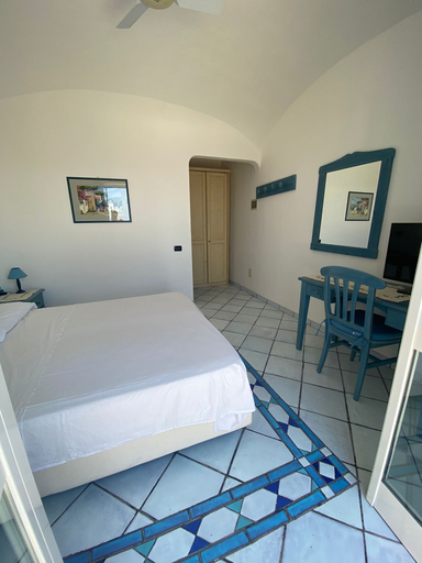 Bedroom 4, Villa Maria Sant'Angelo, Napoli