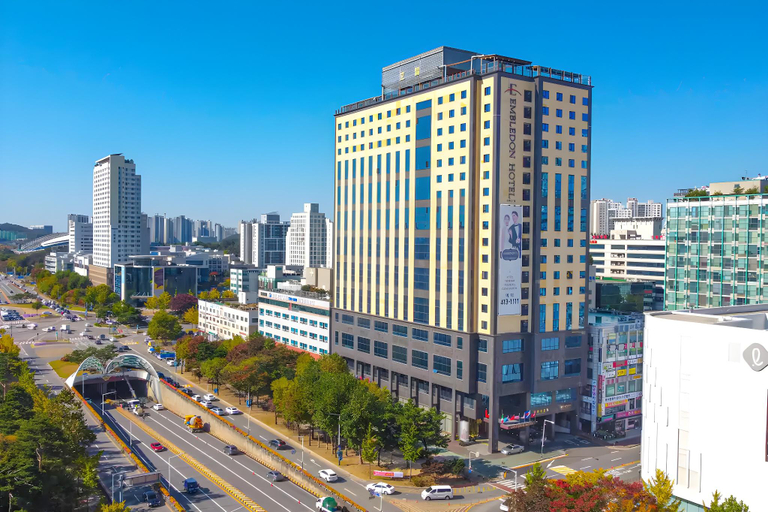 Exterior & Views 2, Embledon Hotel, Hwaseong