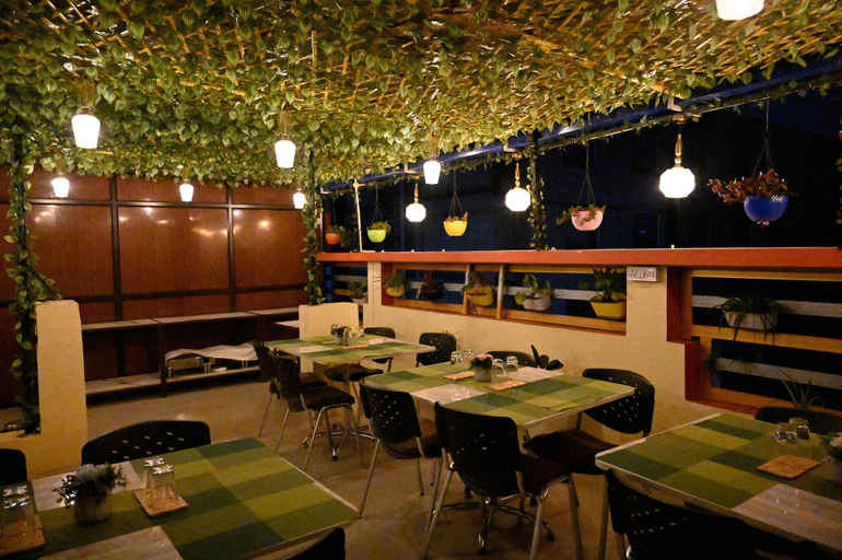 Food & Drinks 5, Hotel Buddha International, Patna