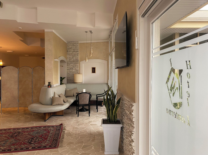 Others 5, Hotel Lanterna Padova, Padua