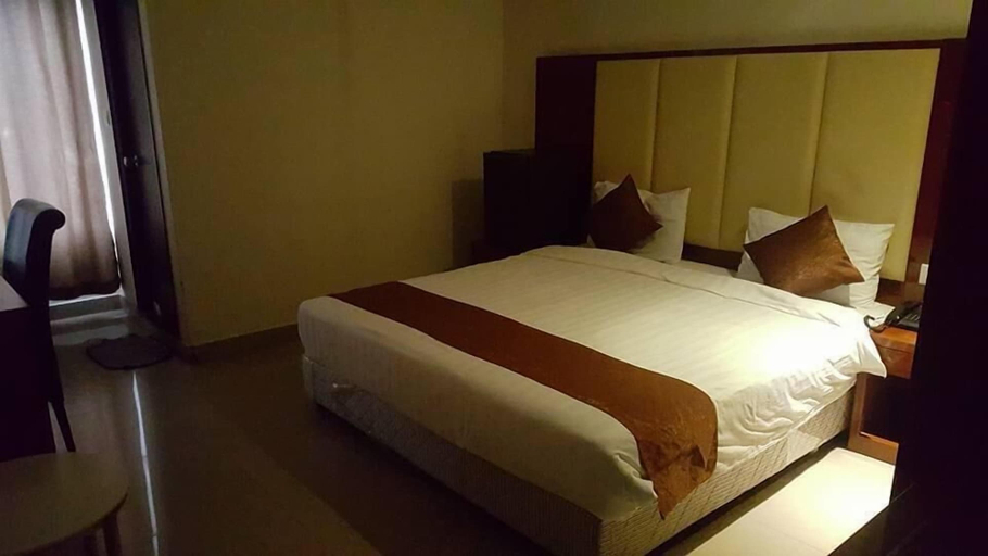 Bedroom 5, SURAJ HOTEL, Kurnool