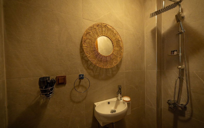 Bathroom, FLORA BİRGİ TAŞ KONAK, Ödemiş