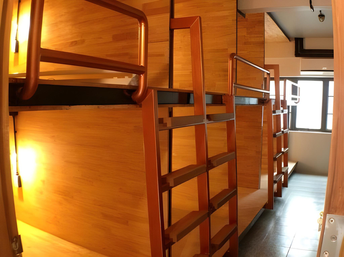 Bedroom 5, Sleep Owl Hostel, Don Muang