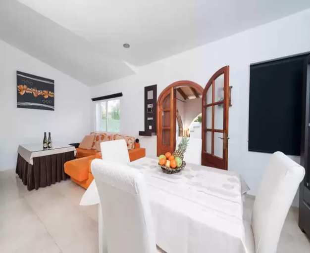 Living room, Can Rovet - House With Private Pool. Free Wifi, Baleares