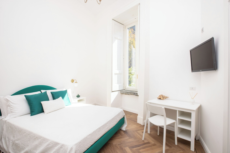 Bedroom 4, Lux Aurea, Napoli