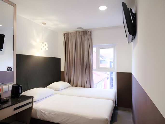 Bedroom 18