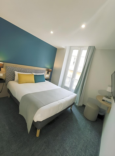 Bedroom 1, Bristol Nice, Alpes-Maritimes