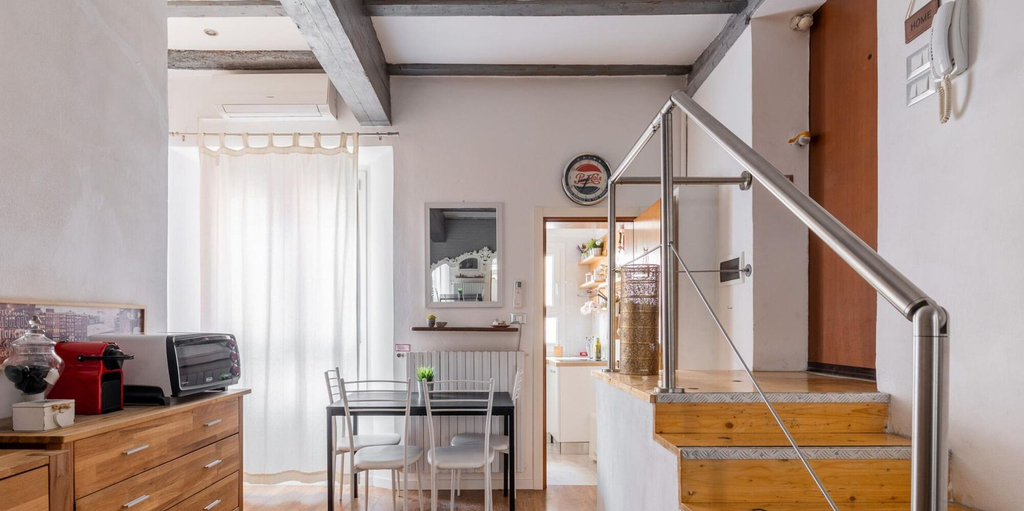Room 2, Casa sul Canale di Via Piella by Wonderful Italy, Bologna