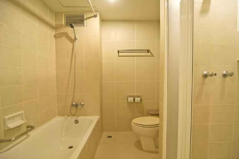 Bathroom 5, Sunshine Garden Resort, Pattaya
