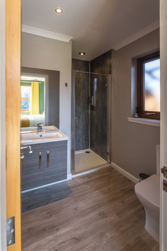 Bathroom 4, Mizpah Bed & Breakfast, Highland