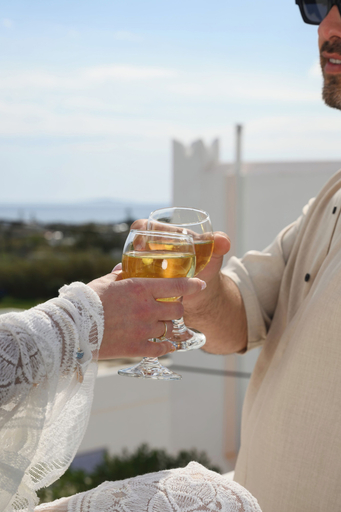 Food & Drinks, Blue Heart Luxury Suites, South Aegean