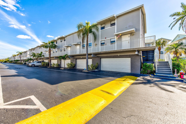 Others 3, Sea Shell 14 - Premier, Pinellas
