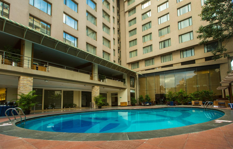 Sport & Beauty 2, The Chancery Pavillion Hotel, Bangalore