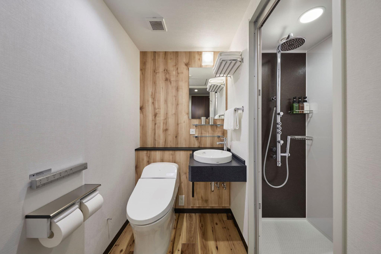 Bathroom 11
