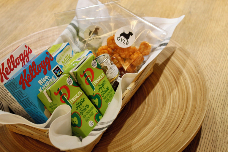 Food & Drinks 4, Residences at The Gyle - London, London
