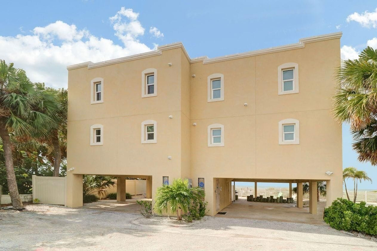 Others 5, Beach Haven #C7, Pinellas