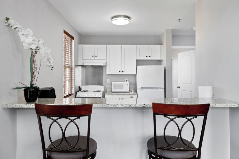 Others 4, Valley Extended Suites, Augusta