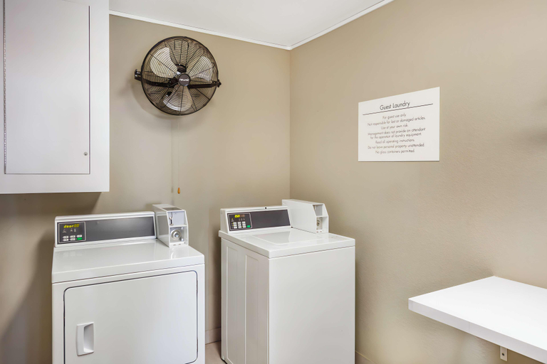 Bathroom 4, Best Western Heritage Inn, Kern