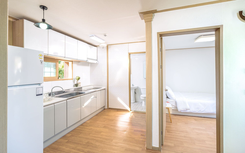 Bedroom 3, Hanulbora Pension, Yeosu