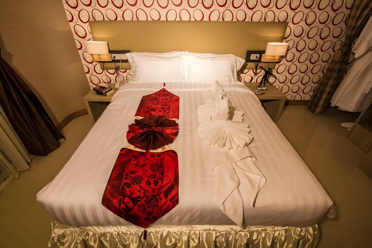 Bedroom 3, Retro 39 Hotel, Wattana