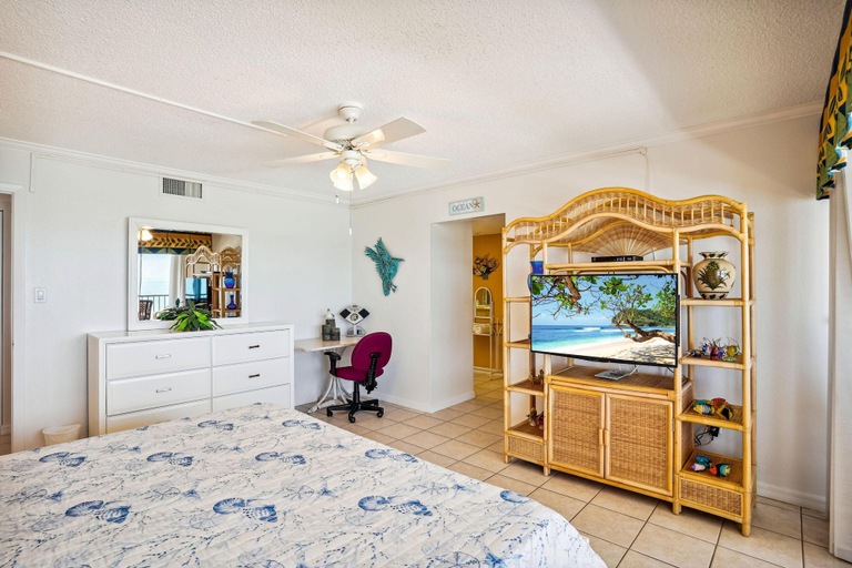 Others 3, Ocean Sands 1-708, Pinellas