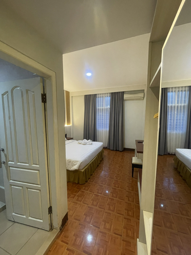 Bedroom 11
