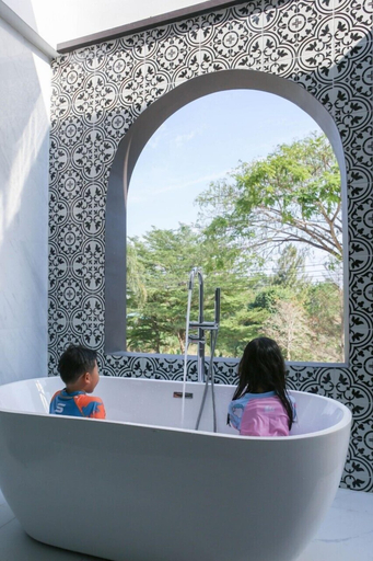 Bathroom 5, Live With Passion Pool Villa, Pak Chong