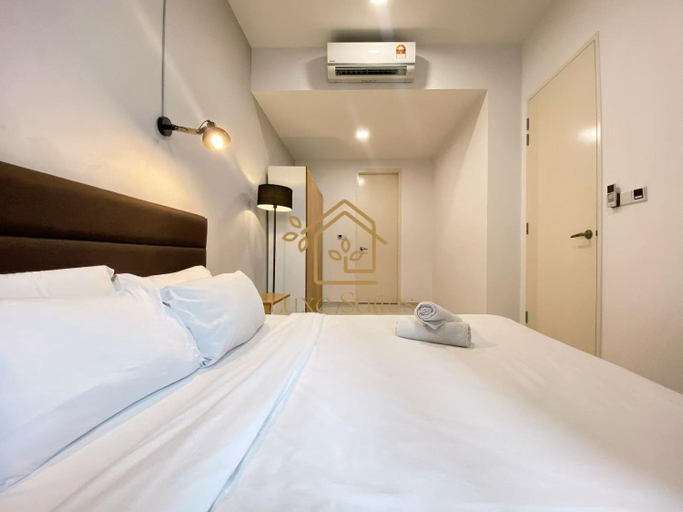 Bedroom 18