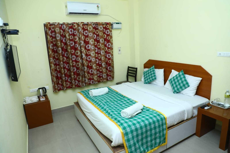 Bedroom 2, Shiva Nest, Tiruchirappalli