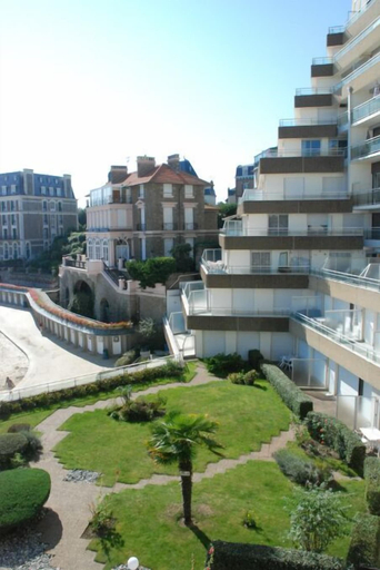Exterior & Views 2, Best Western Hotel Le Crystal Dinard, Ille-et-Vilaine