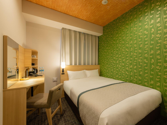 Bedroom 12
