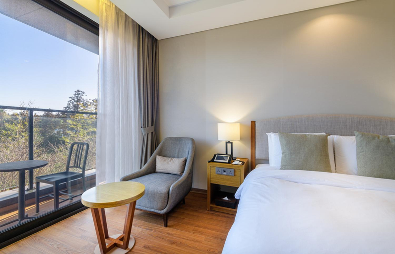 Bedroom 2, Park Sunshine Hotel Jeju, Seogwipo