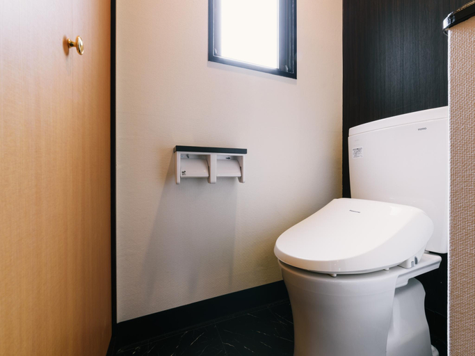 Bathroom 4, Guest House Yasuragi Hakata Station Side, Fukuoka