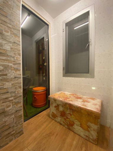 Bathroom 3, Augusta - Hostel, Wattana