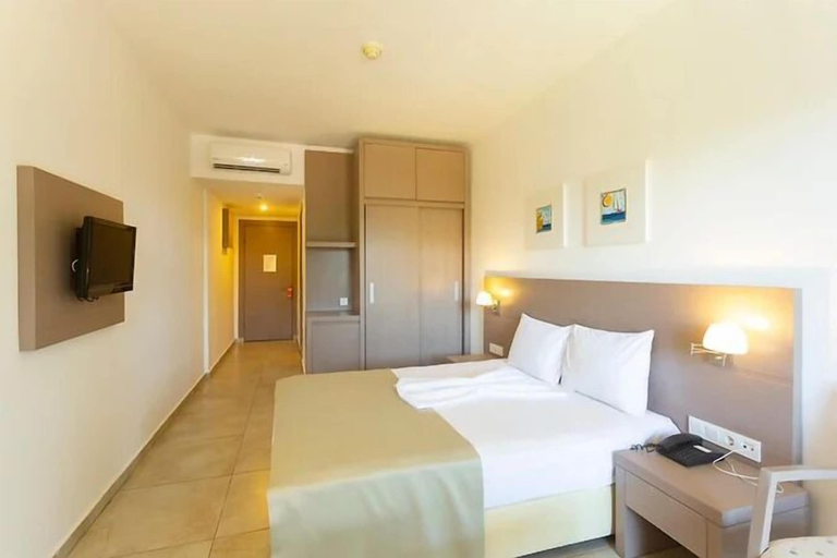 Bedroom 3, Bodrum Sea Side Beach Club Hotel, Bodrum