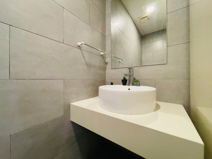 Bathroom 4, Arte Mont Kiara by DeUrban, Kuala Lumpur