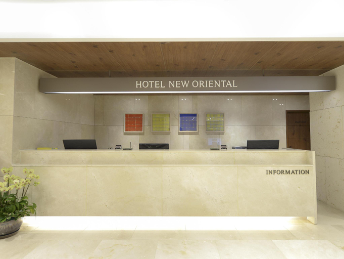 Public Area 3, New Oriental Hotel, Jung