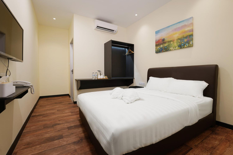 Bedroom 3, Hotel Le-Shore, Kuala Selangor