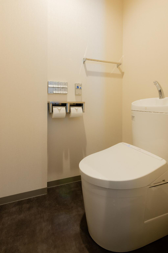 Bathroom 2