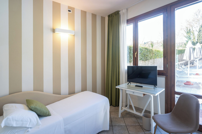 Bedroom 4, Hotel Le Colline, Siena