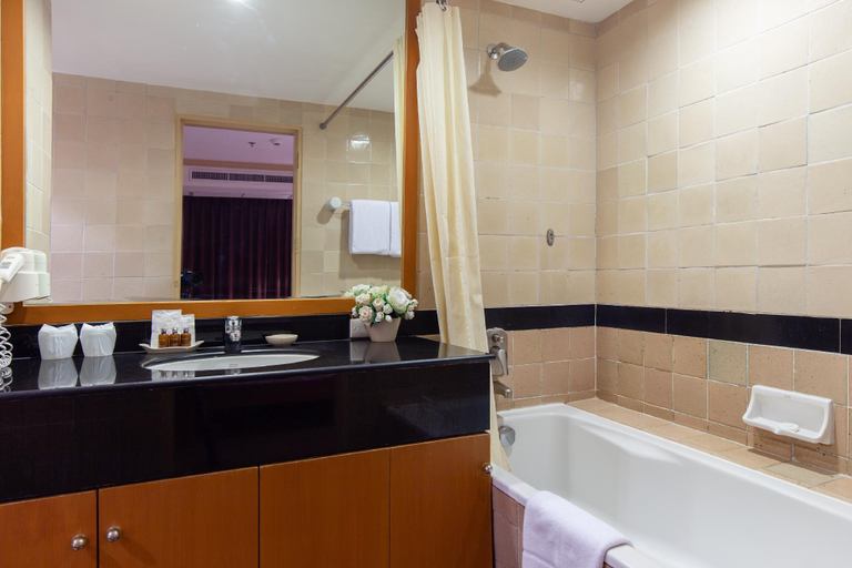 Bathroom 8
