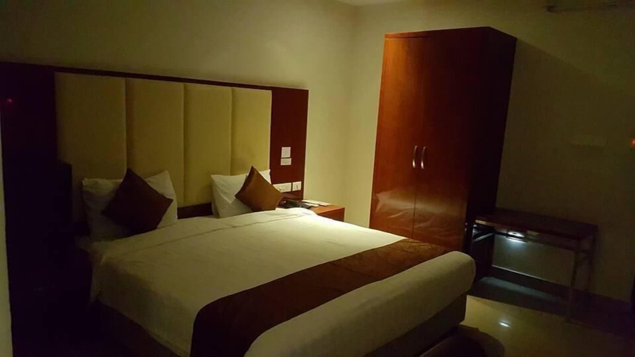 Bedroom 3, SURAJ HOTEL, Kurnool