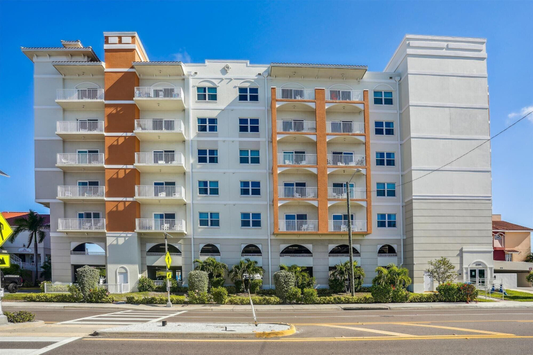 Exterior & Views 2, Madeira Bay Resort I 1502, Pinellas