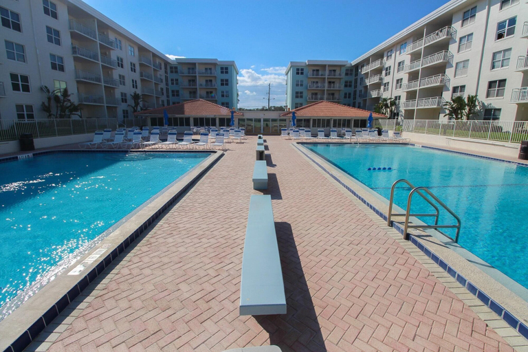 Sport & Beauty 5, Sea Coast Gardens III 303, Volusia