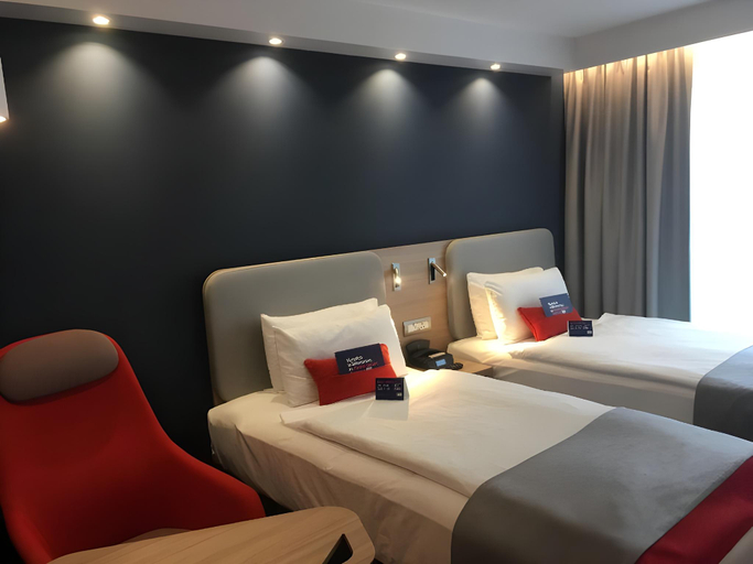 Bedroom 10