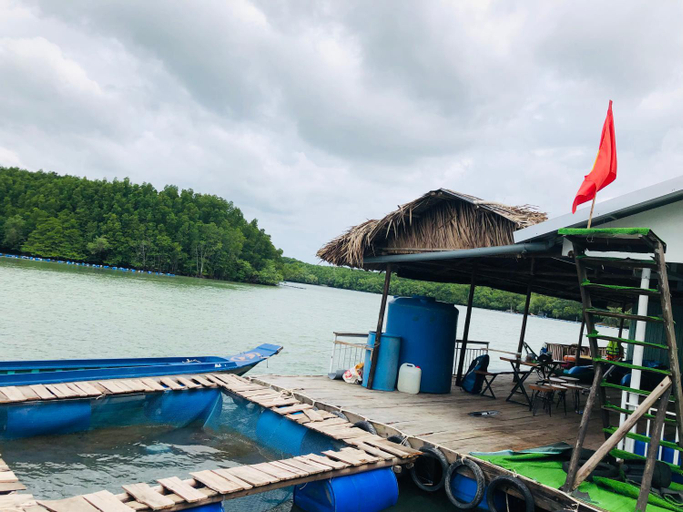 Others 3, Can Gio Floating House, Cần Giờ