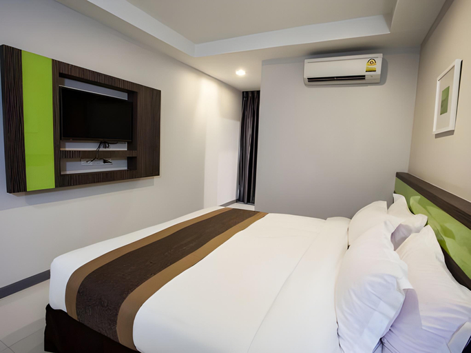 Bedroom 13