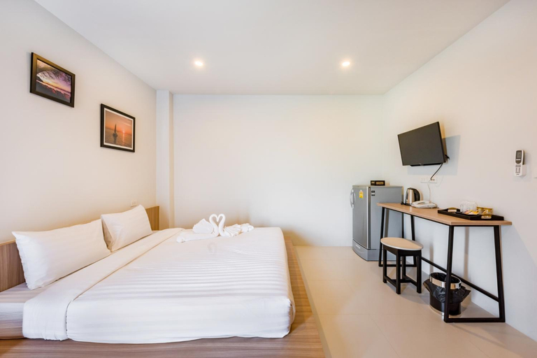Bedroom 5, Phuket Marine Poshtel, Phuket Island