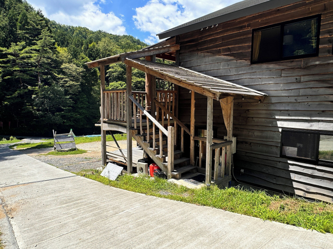 Exterior & Views 2, Polepole Village, Urugi
