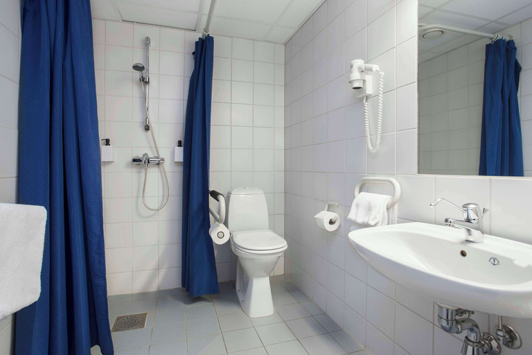 Bathroom 5, Scandic Harstad, Harstad